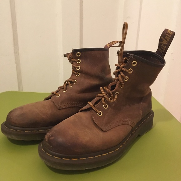 doc marten boots - Picture 2 of 2